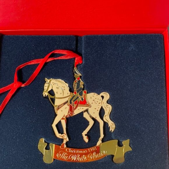 Christmas 1991 The White House Historical Association Ornament - Picture 3 of 13